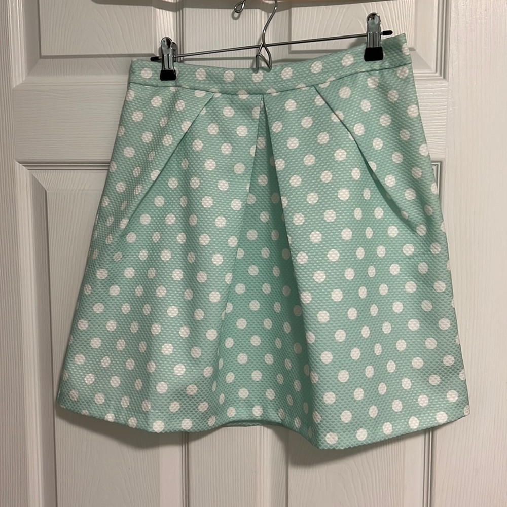 Mustard seed polka dot blue and white women short skirt size S, 4